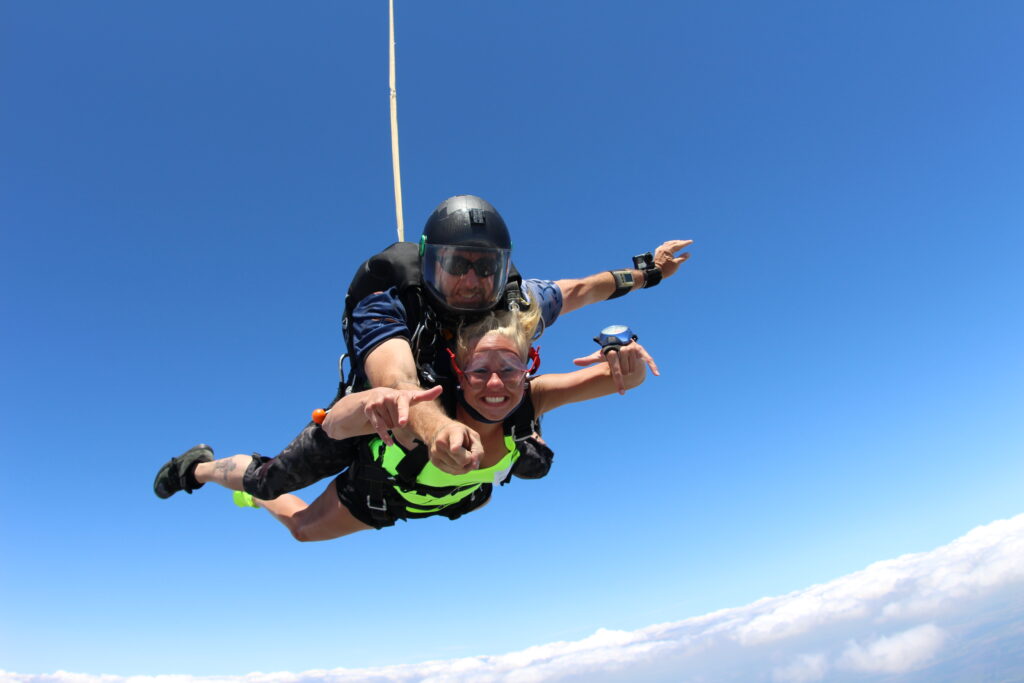 First time tandem skydiving in Ottawa, IL