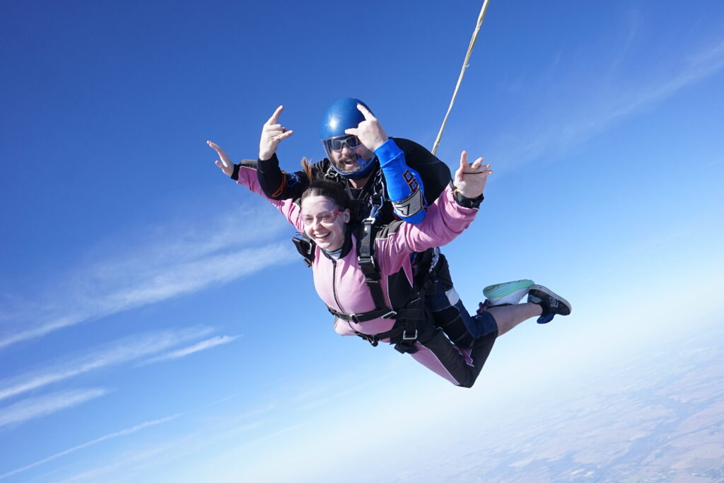 tandem first time skydive at skydive chicago in ottawa, il